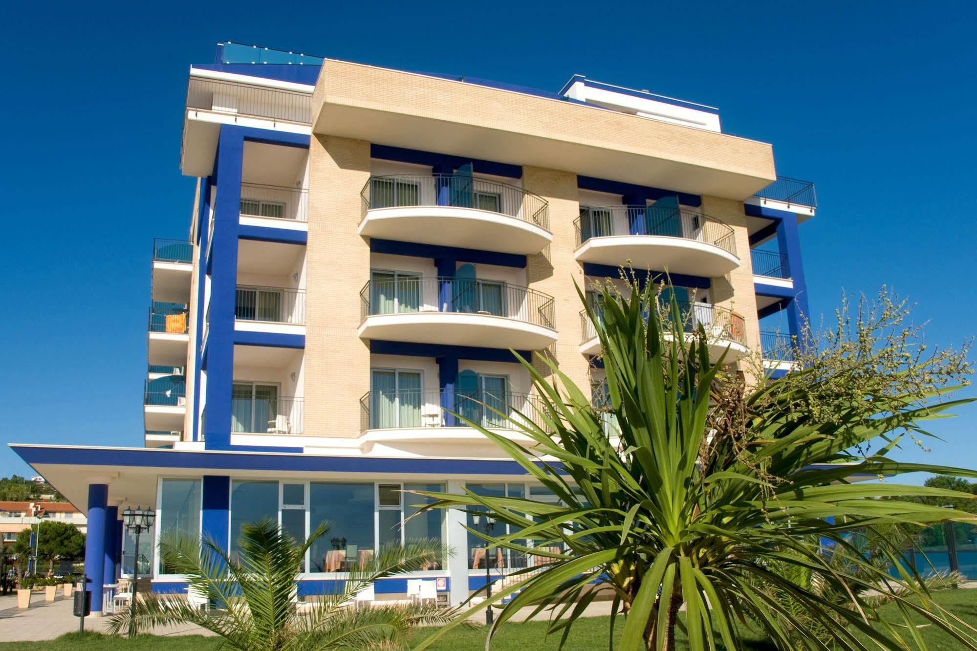 Roses Hotel Roseto Degli Abruzzi